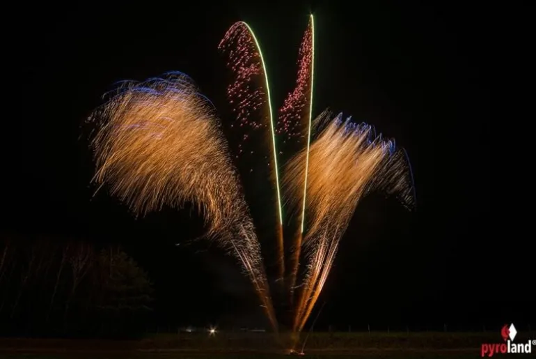 Butterfly Blues 32-Schuss-Feuerwerk-Batterie