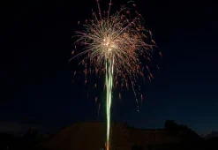 Edelstück 16-Schuss-Feuerwerk-Batterie